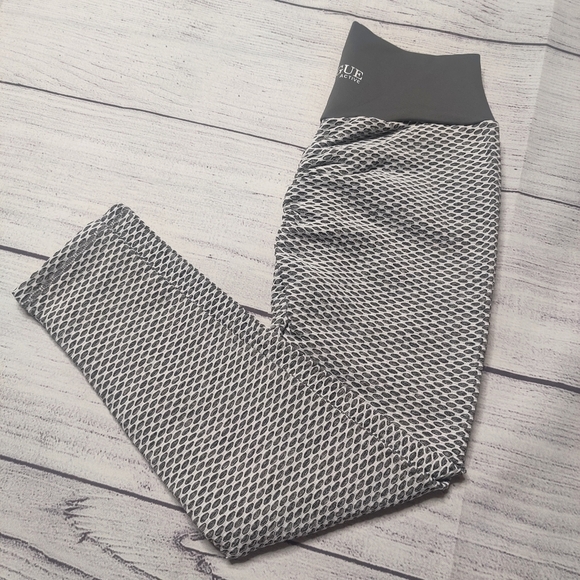 🆕 Vogue Active - Booty Leggings - Picture 2 of 10